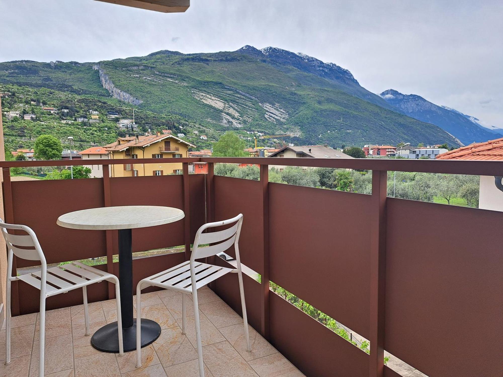 Conca D'Oro B&B And Apartments Torbole Sul Garda ภายนอก รูปภาพ